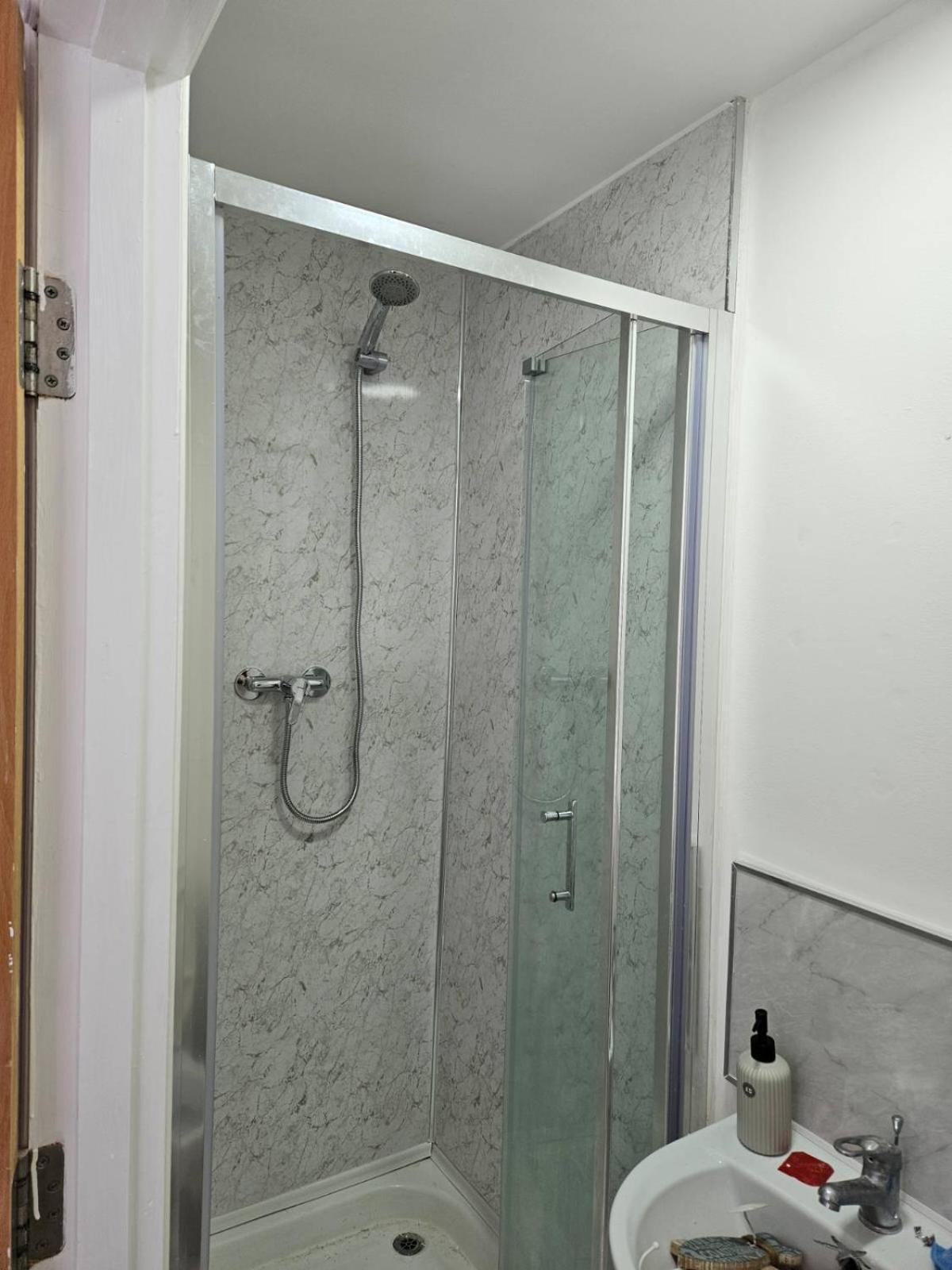 Skyview Retreat Apartment Londonderry ภายนอก รูปภาพ