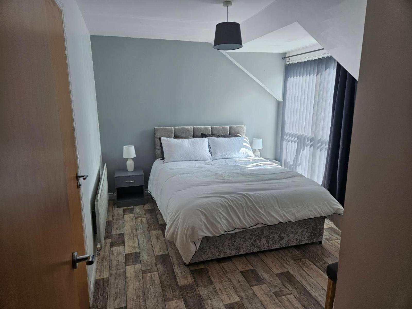 Skyview Retreat Apartment Londonderry ภายนอก รูปภาพ